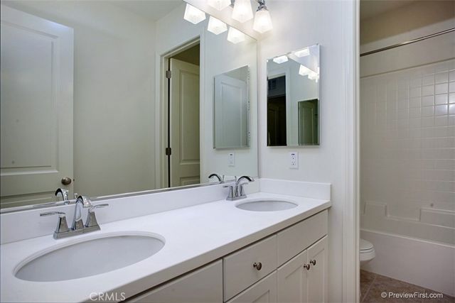 88 Painted Trellis, Irvine, CA 92620