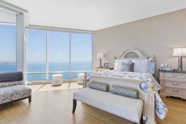 340 E Randolph Street 5101, Chicago, IL 60601
