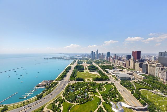 340 E Randolph Street 5101, Chicago, IL 60601