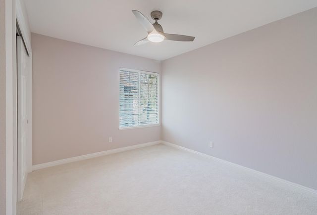 4 Marina Blue Ct, Sacramento, CA 95831