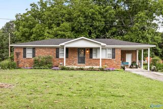407 Bowles Bridge Road, Hartselle, AL 35640