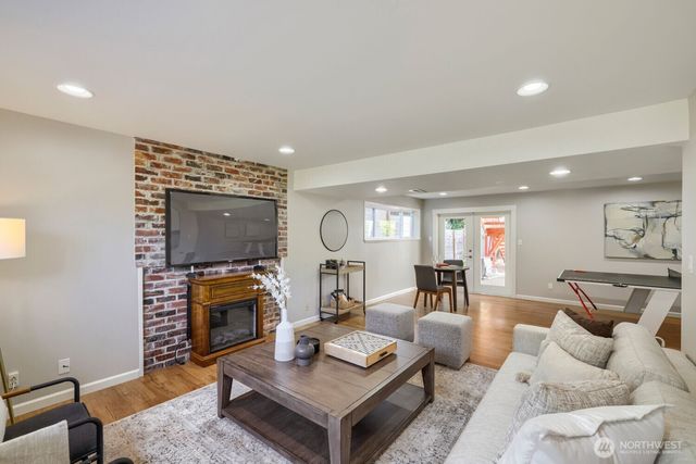 14511 NE 4th Street, Bellevue, WA 98007