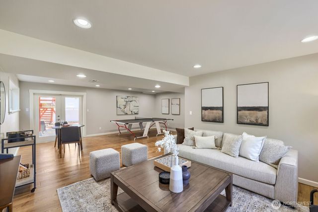 14511 NE 4th Street, Bellevue, WA 98007
