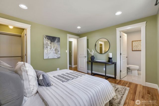 14511 NE 4th Street, Bellevue, WA 98007