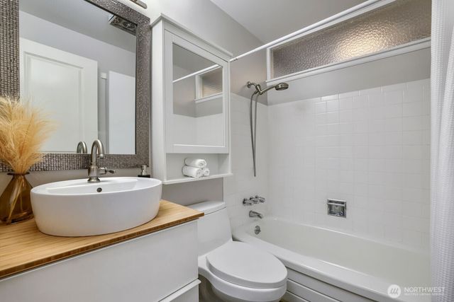 14511 NE 4th Street, Bellevue, WA 98007