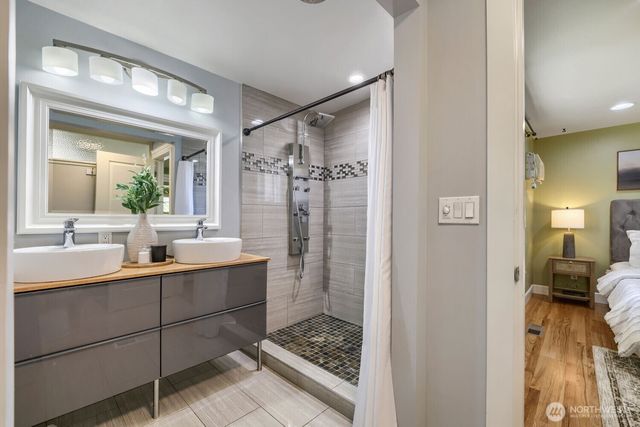 14511 NE 4th Street, Bellevue, WA 98007
