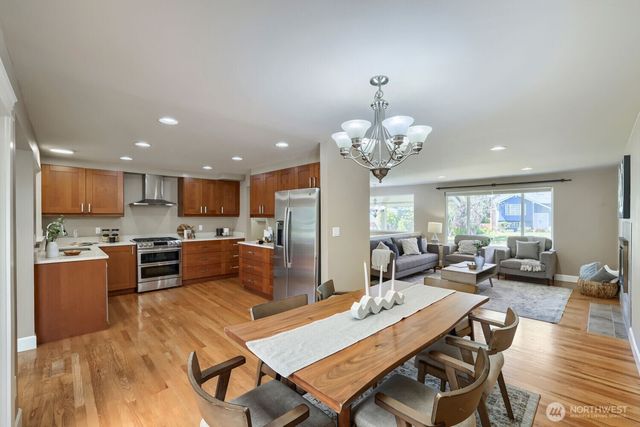 14511 NE 4th Street, Bellevue, WA 98007