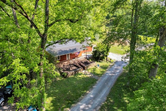 341 Cooper Ln, Smithville, TN 37166