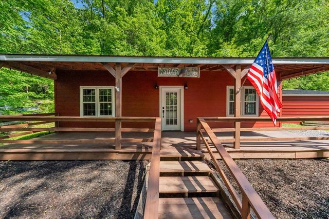 341 Cooper Ln, Smithville, TN 37166