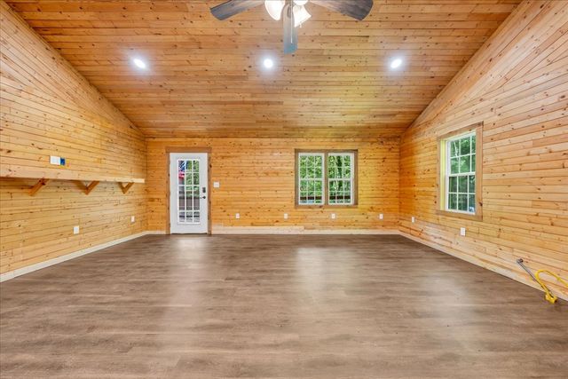341 Cooper Ln, Smithville, TN 37166
