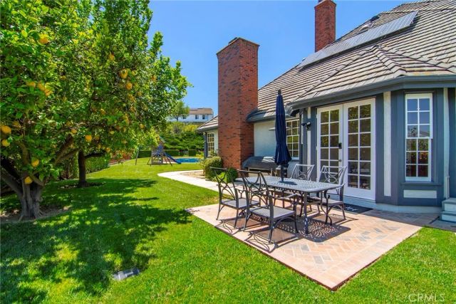 29302 Laro Drive, Agoura Hills, CA 91301