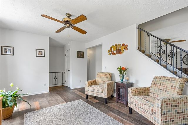 2345 Big Rock Rd, Hampton, PA 15101