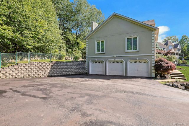 6 Cheesecote Lane, Pomona, NY 10970