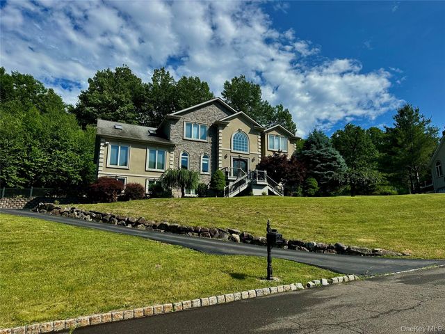 6 Cheesecote Lane, Pomona, NY 10970