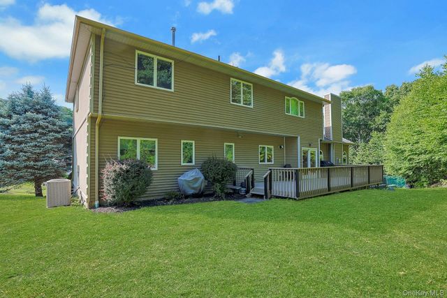 6 Cheesecote Lane, Pomona, NY 10970
