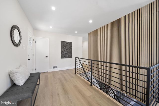 1733 LARK LN, Cherry Hill, NJ 08003