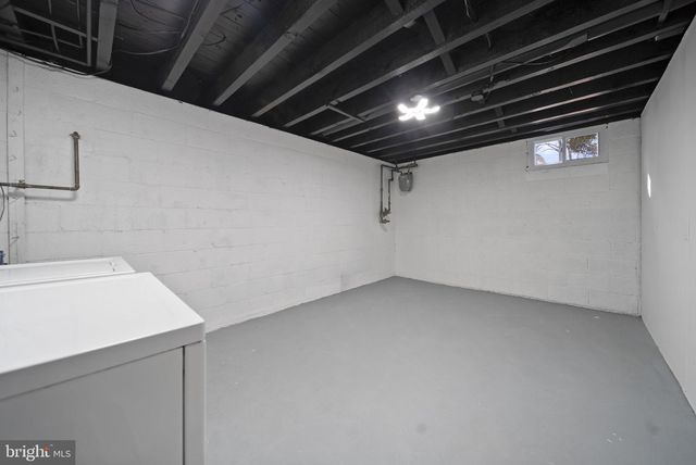 1733 LARK LN, Cherry Hill, NJ 08003