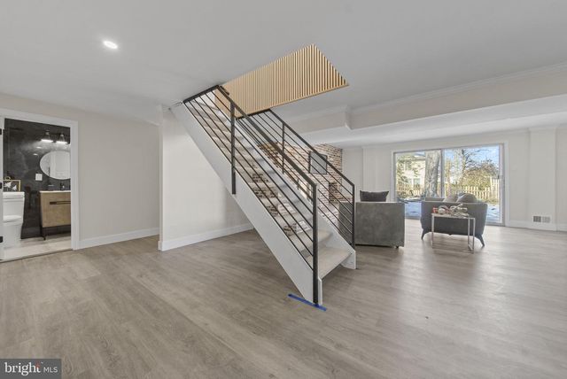 1733 LARK LN, Cherry Hill, NJ 08003