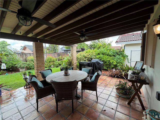 14851 SW 59th St, Miami, FL 33193