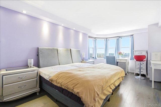 70-25 Yellowstone Boulevard 24N, Forest Hills, NY 11375