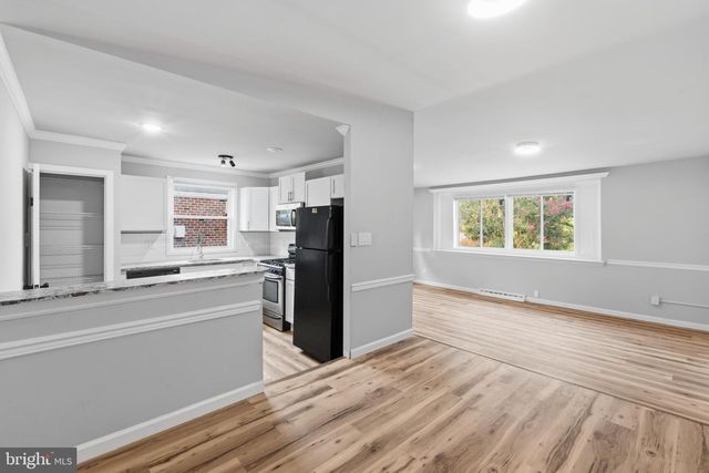 6406 BOYER ST, Philadelphia, PA 19119