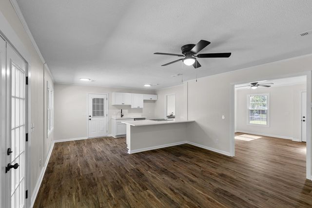 632 Ashley Circle, Dothan, AL 36305