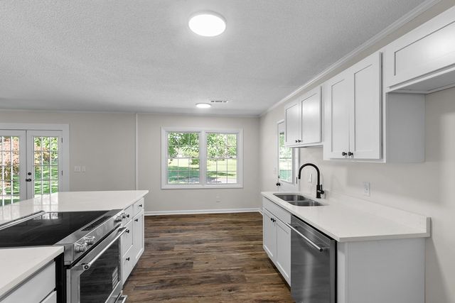 632 Ashley Circle, Dothan, AL 36305