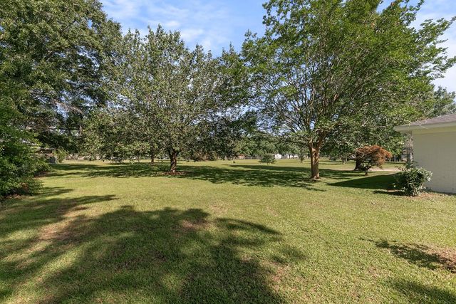 632 Ashley Circle, Dothan, AL 36305