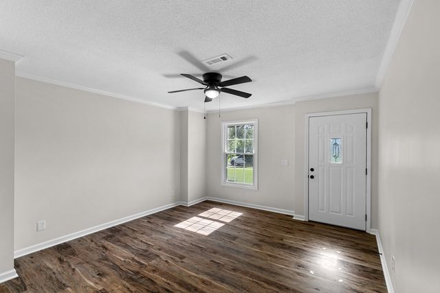 632 Ashley Circle, Dothan, AL 36305