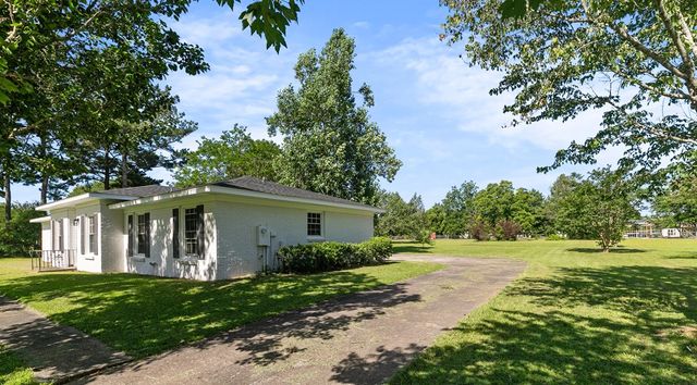 632 Ashley Circle, Dothan, AL 36305