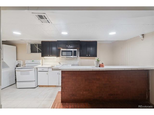 3148 Racine St, Aurora, CO 80011