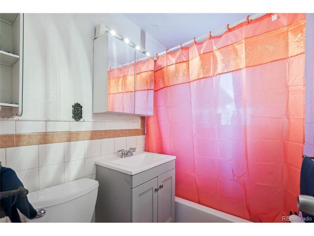 3148 Racine St, Aurora, CO 80011