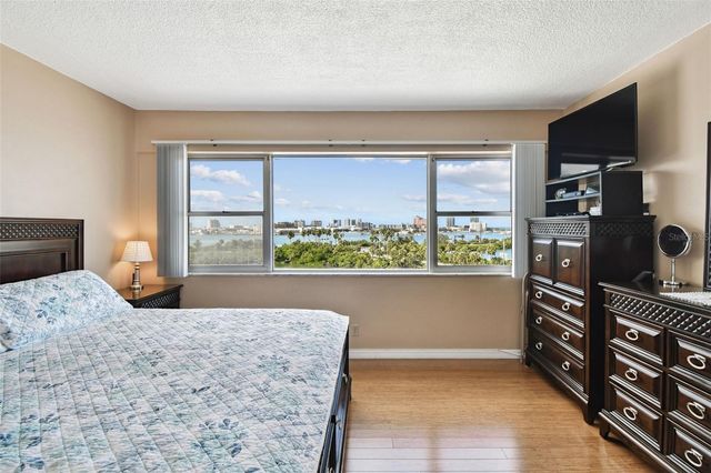 31 ISLAND WAY 505, Clearwater Beach, FL 33767