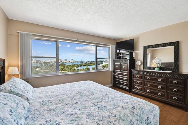 31 ISLAND WAY 505, Clearwater Beach, FL 33767
