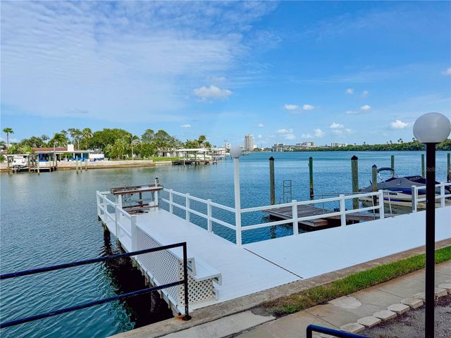 31 ISLAND WAY 505, Clearwater Beach, FL 33767