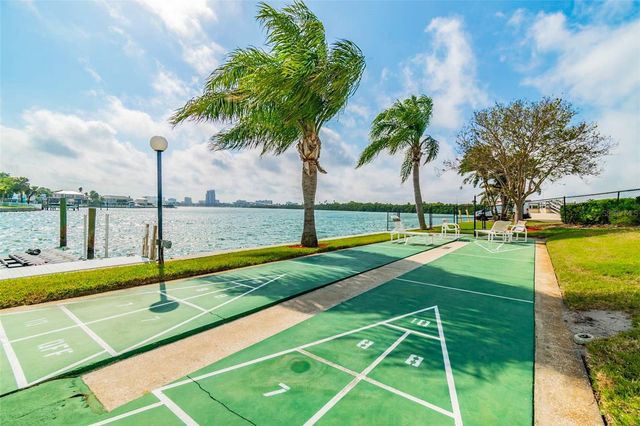 31 ISLAND WAY 505, Clearwater Beach, FL 33767