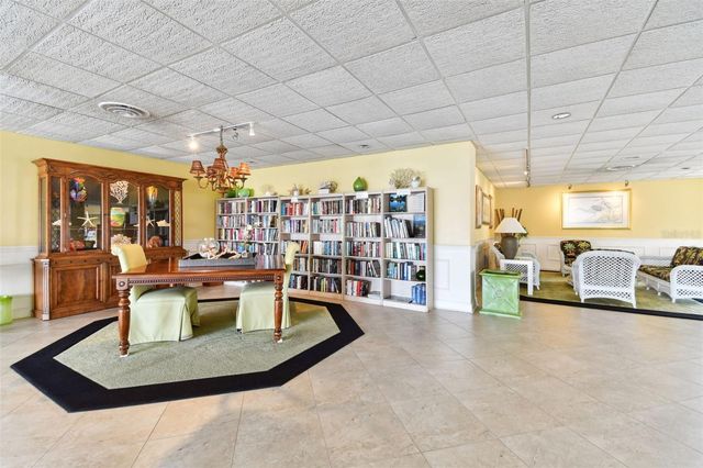 31 ISLAND WAY 505, Clearwater Beach, FL 33767