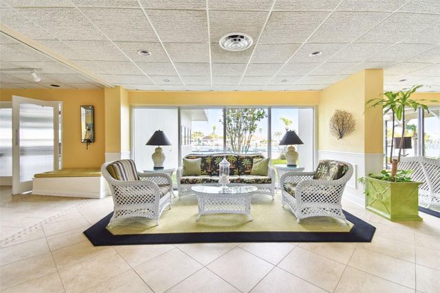 31 ISLAND WAY 505, Clearwater Beach, FL 33767