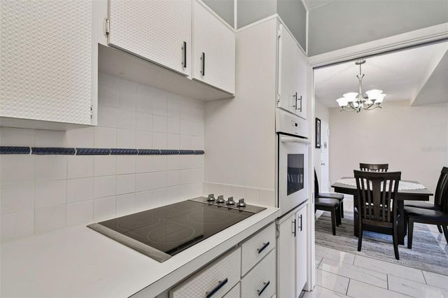 31 ISLAND WAY 505, Clearwater Beach, FL 33767