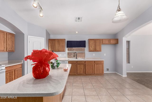 42631 W Venture Road, Maricopa, AZ 85138