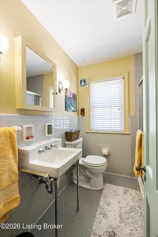 2020 Winston Ave, Louisville, KY 40205