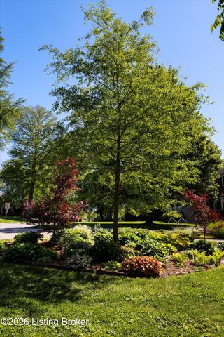 2020 Winston Ave, Louisville, KY 40205