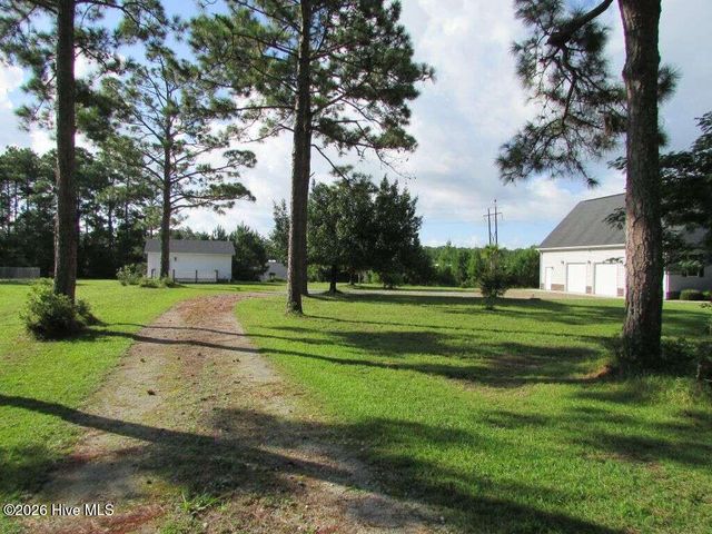 158 Stump Sound Church Road, Holly Ridge, NC 28445