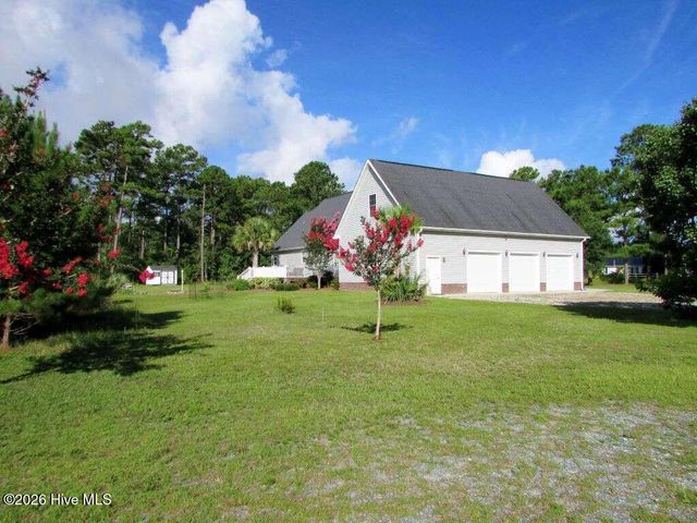 158 Stump Sound Church Road, Holly Ridge, NC 28445