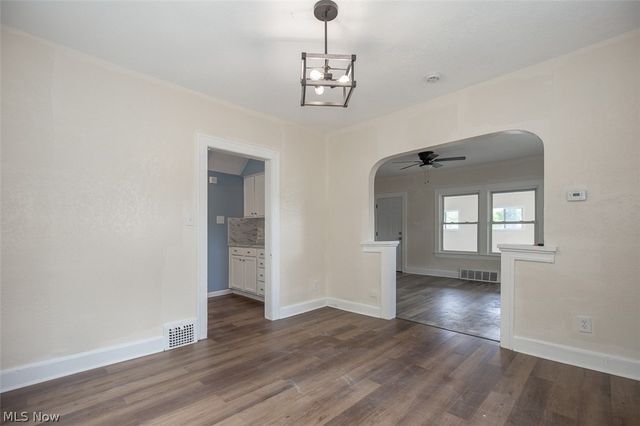 3926 E 121st Street, Cleveland, OH 44105
