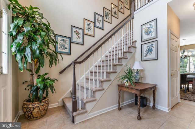 12 HIGGINS CT, Flemington, NJ 08822