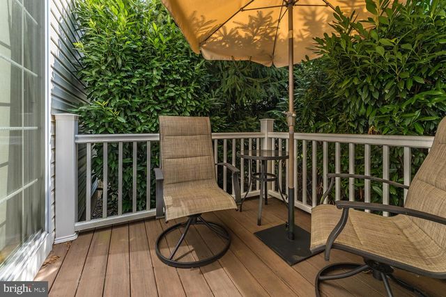 12 HIGGINS CT, Flemington, NJ 08822