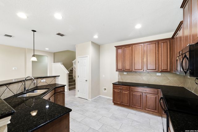 9911 Copper Rise, Converse, TX 78109