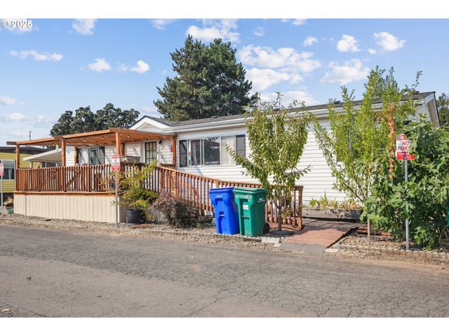 10701 Se HIGHWAY 212 E2, Clackamas, OR 97015