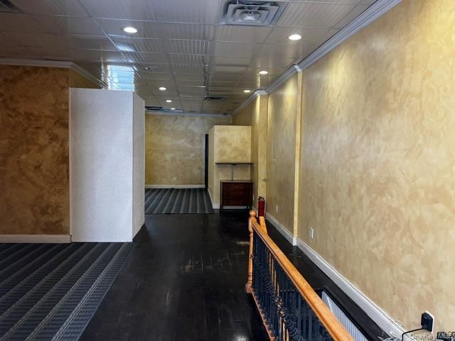 184 Main Street, Port Washington, NY 11050